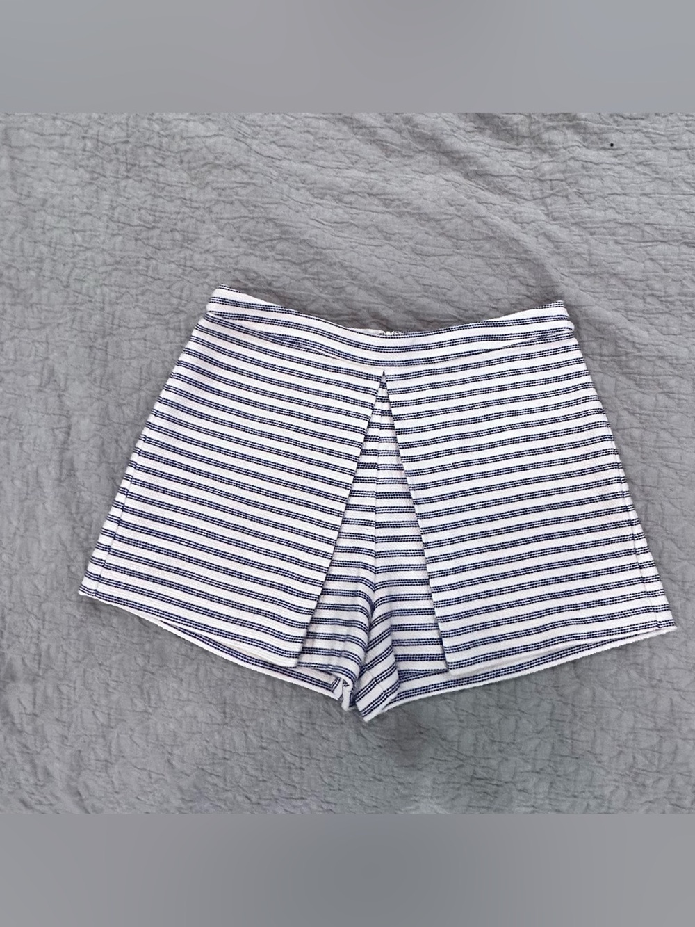 BCBGeneration White and Navy Striped High-Waist Shorts